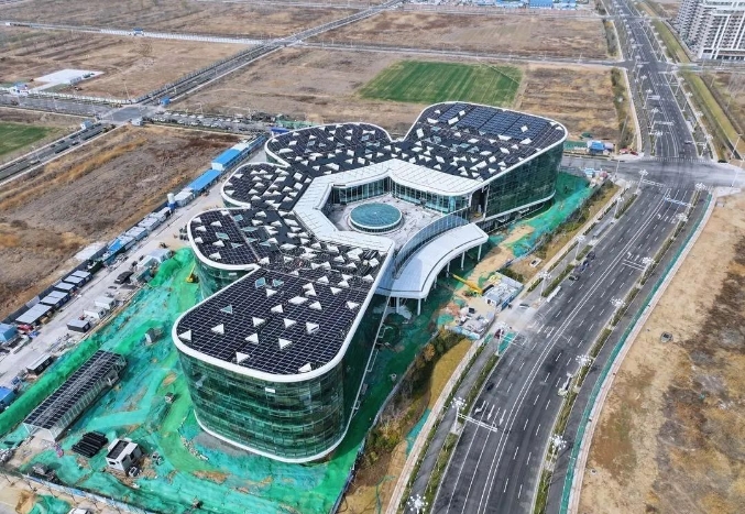 這座單體7萬m2的近零能耗+零碳建筑六月底竣工！
