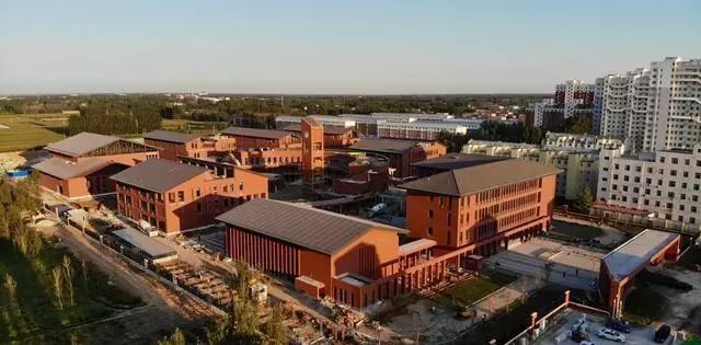 河北省首個綠色建筑三星級中學竣工：歷時僅9個月