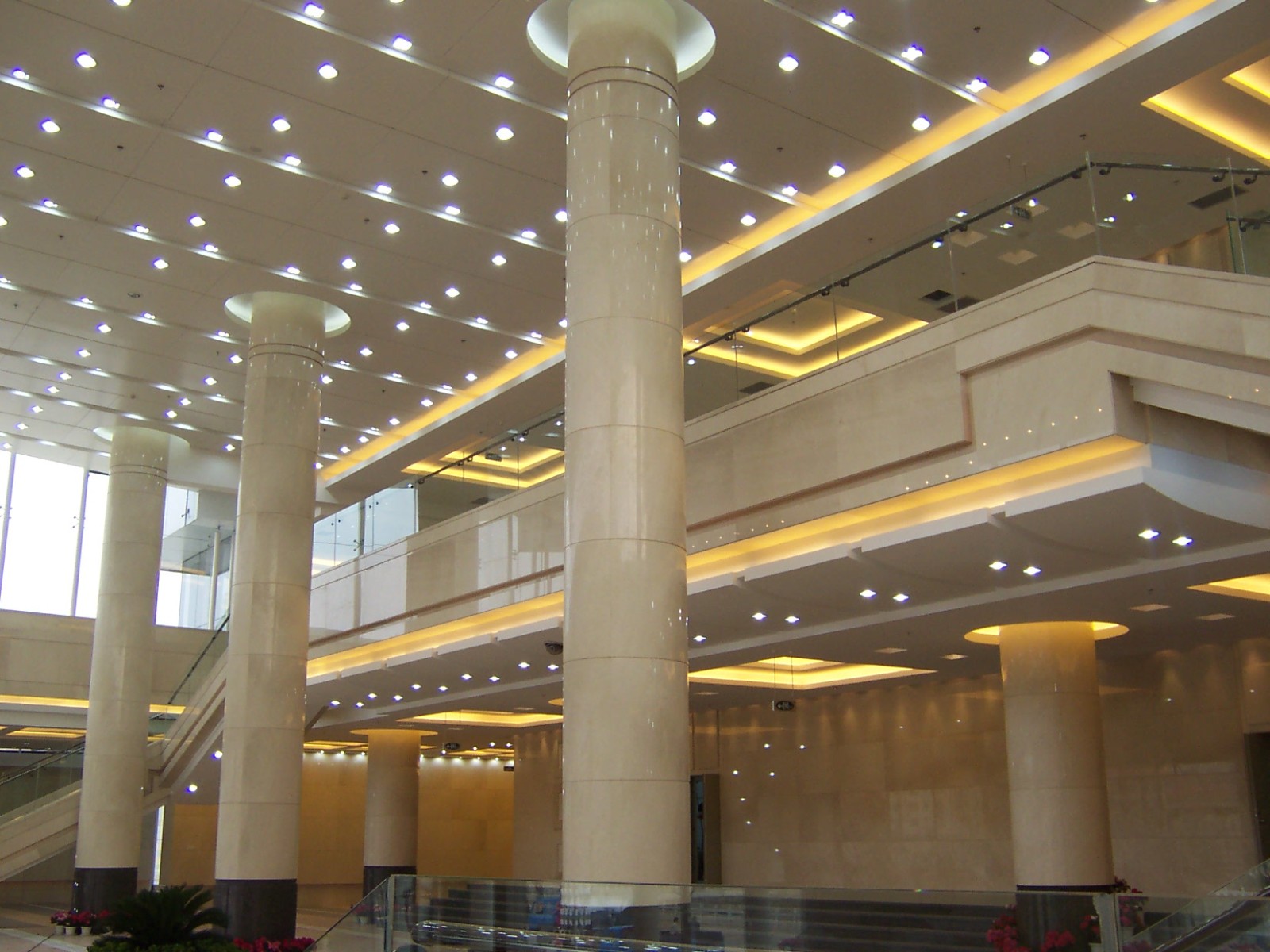 室內大堂氟碳鋁單板