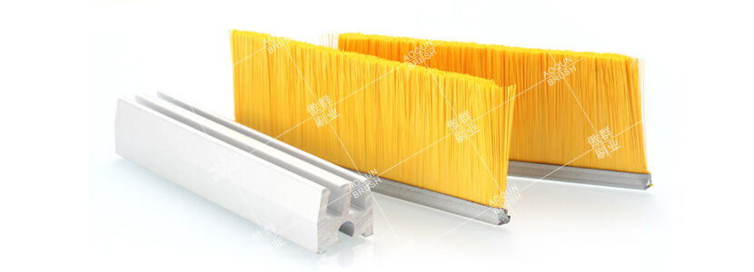 扶梯毛刷的阻燃標準你知道嗎？【傲群刷業】