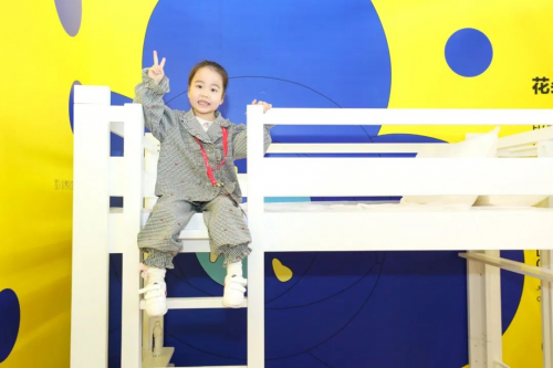 凝聚童心、童趣，“爸爸”大愛治愈天真歲月